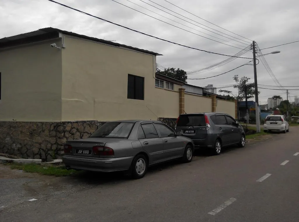 民宿 Check Inn 新山
